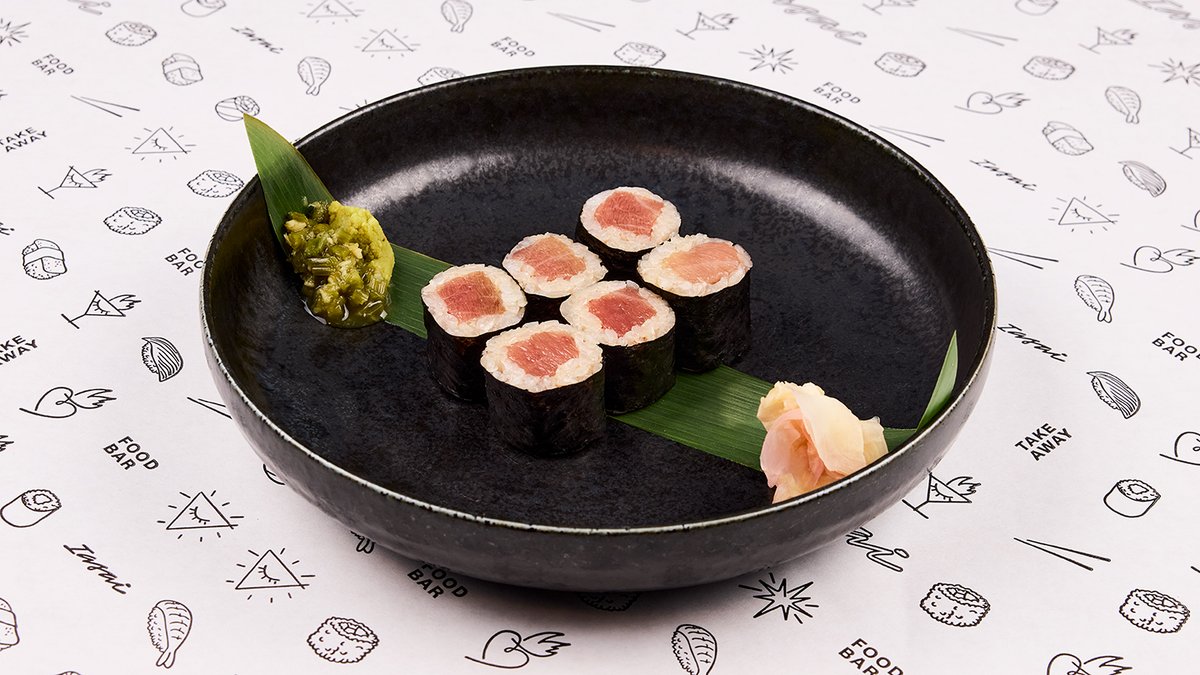 Modroplutvý tuniak chutoro maki